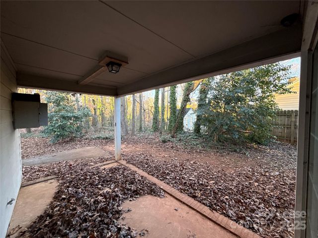 7426 Barn Stone Drive, Charlotte, NC 28227