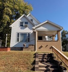 520 FAIRHOLM Avenue, Peoria, IL 61603