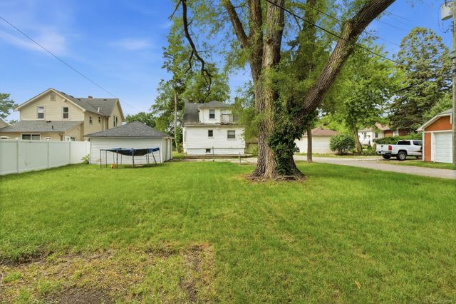 23451 E Scott Boulevard, Clinton Twp, MI 48036