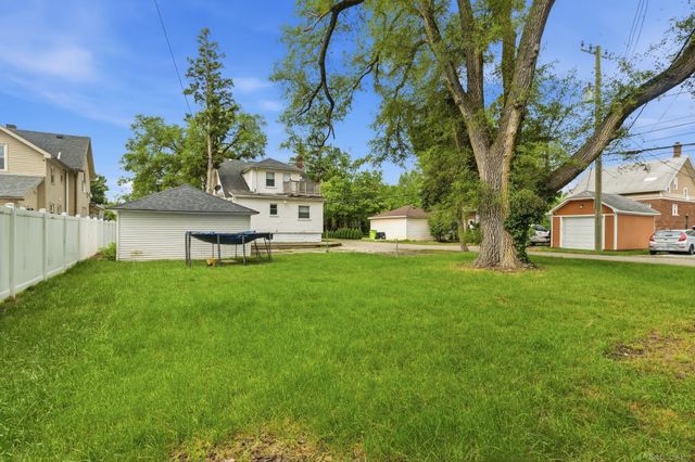 23451 E Scott Boulevard, Clinton Twp, MI 48036