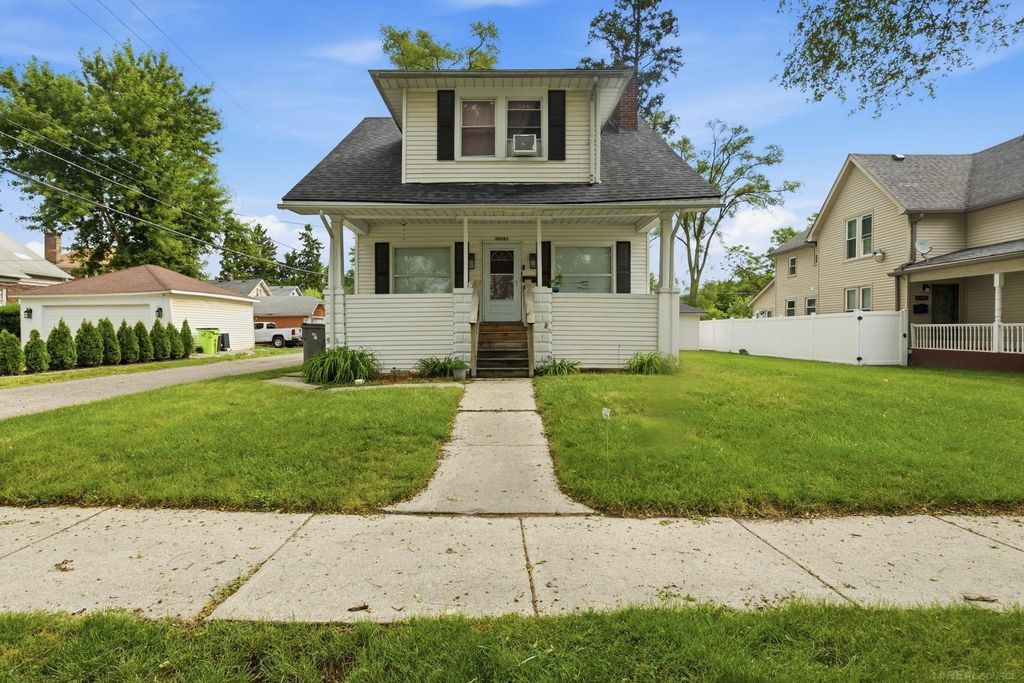 23451 E Scott Boulevard, Clinton Twp, MI 48036