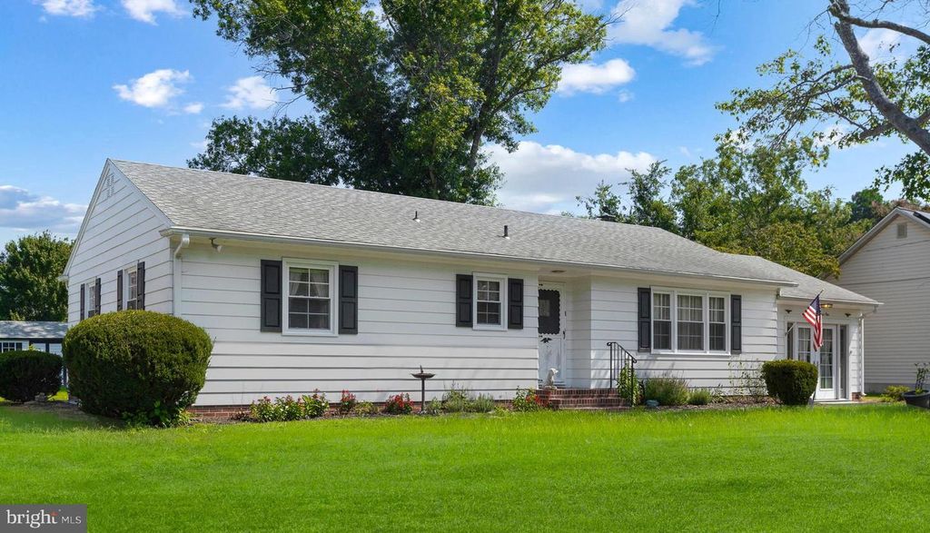 301 POPLAR ST, Delmar, MD 21875