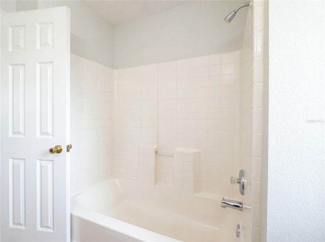 1021 DEKLEVA DRIVE, Apopka, FL 32712