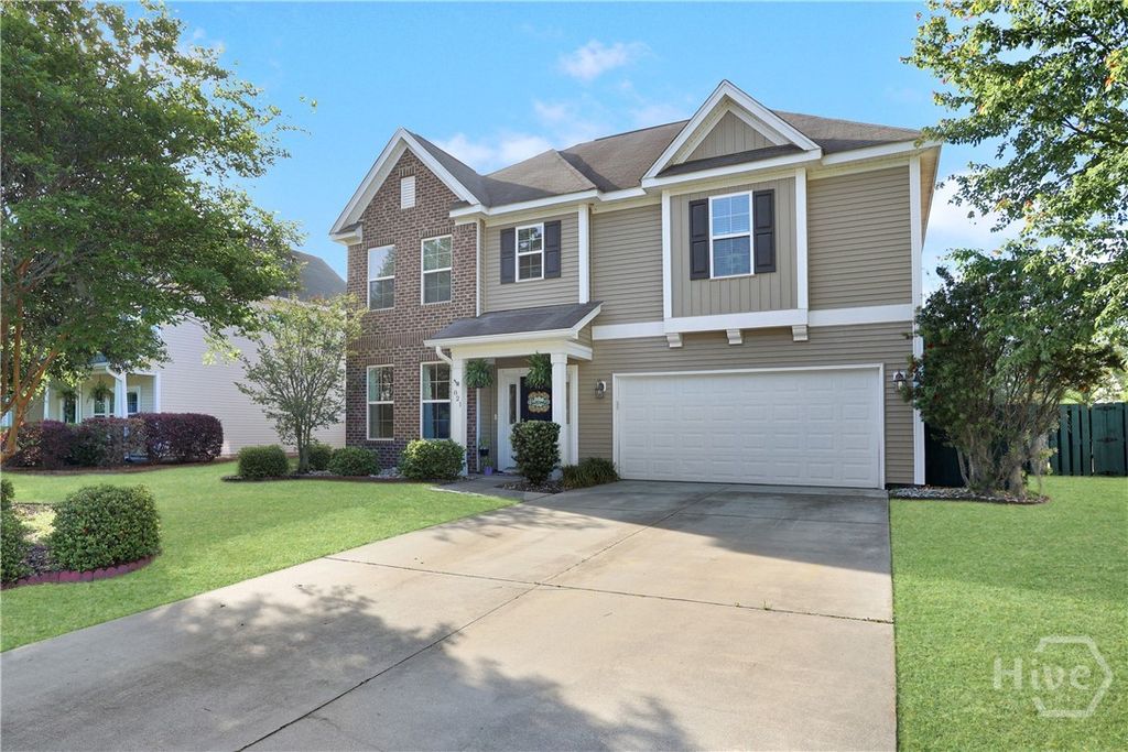 Image 1 of property listing at 821 Garden Hills Loop, Richmond Hill, GA 31324