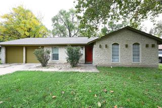 9715 Oak Hollow DR, Austin, TX 78758