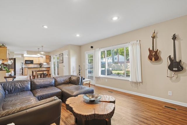 16759 Timberview Drive, Clinton Twp, MI 48036