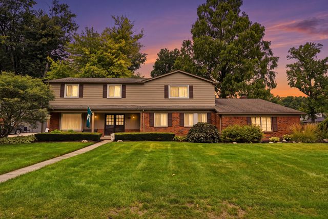 16759 Timberview Drive, Clinton Twp, MI 48036