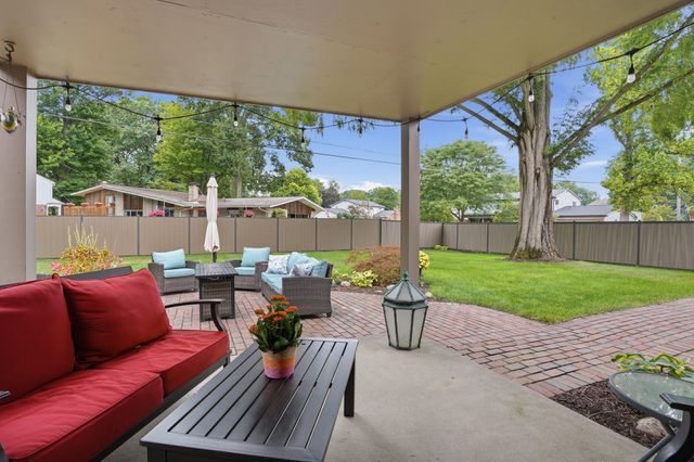 16759 Timberview Drive, Clinton Twp, MI 48036