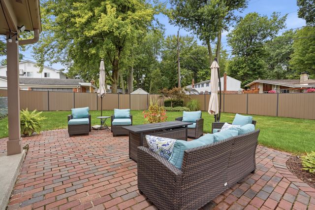 16759 Timberview Drive, Clinton Twp, MI 48036