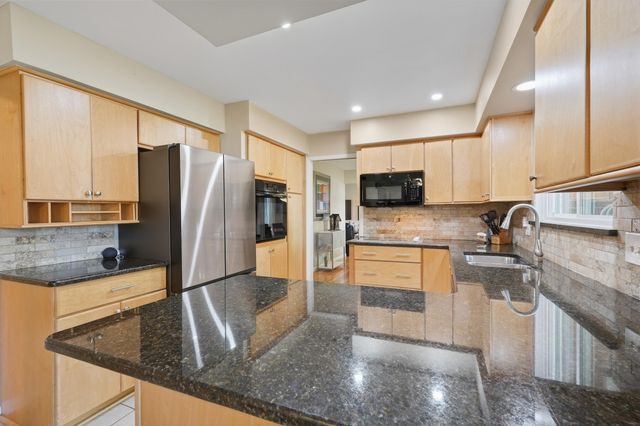 16759 Timberview Drive, Clinton Twp, MI 48036
