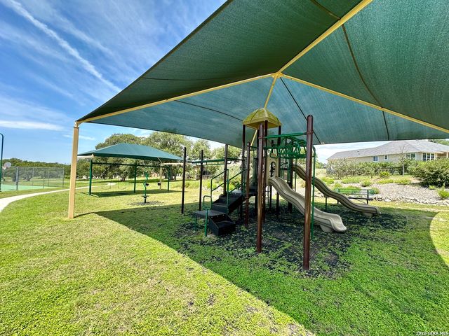 118 WESTIN HLS, New Braunfels, TX 78132