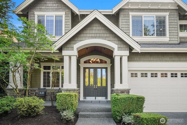 2098 211th Place SE, Sammamish, WA 98075