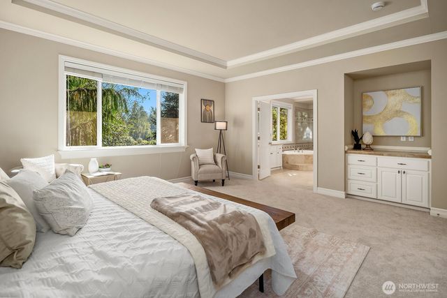 2098 211th Place SE, Sammamish, WA 98075