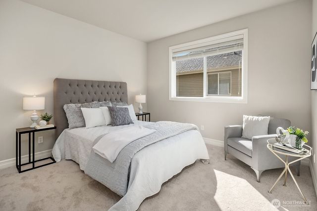 2098 211th Place SE, Sammamish, WA 98075