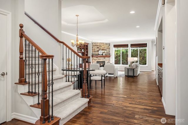 2098 211th Place SE, Sammamish, WA 98075