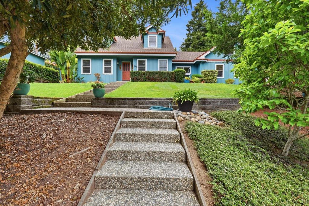 585 Calle Del Sol, Aptos, CA 95003