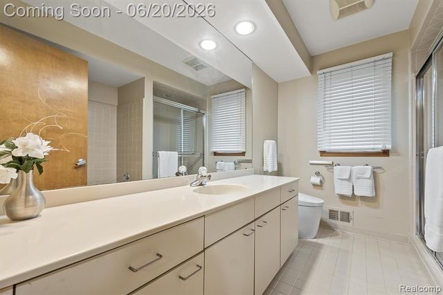 4771 Mada Court, West Bloomfield, MI 48322