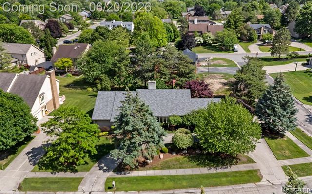 4771 Mada Court, West Bloomfield, MI 48322