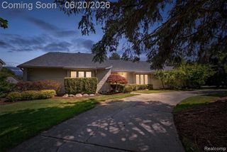 4771 Mada Court, West Bloomfield, MI 48322
