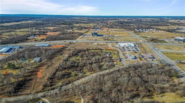 3744 S 48th Street, Springdale, AR 72762
