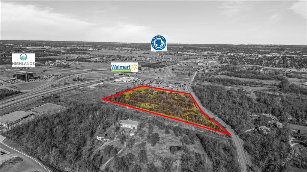 3744 S 48th Street, Springdale, AR 72762