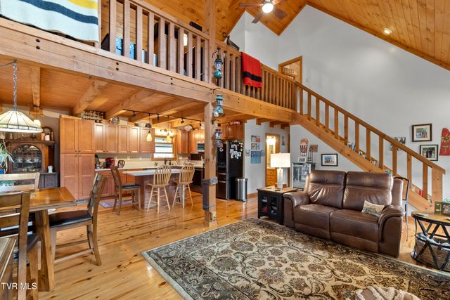 13710 Asheville Highway, Greeneville, TN 37743