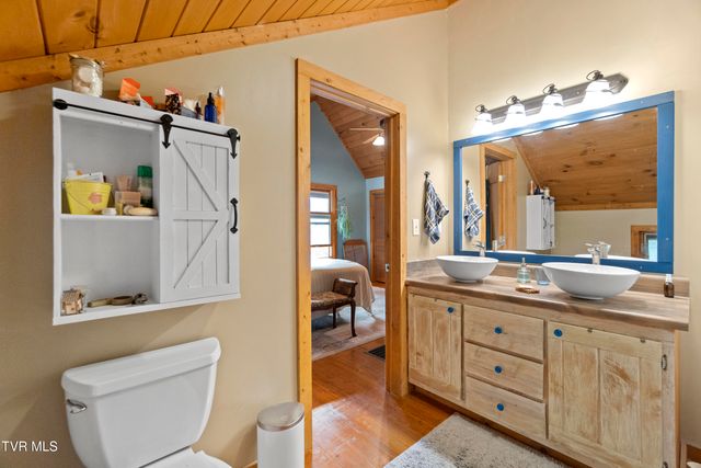 13710 Asheville Highway, Greeneville, TN 37743