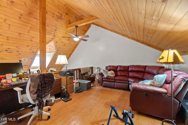 13710 Asheville Highway, Greeneville, TN 37743