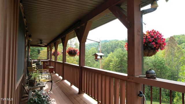 13710 Asheville Highway, Greeneville, TN 37743