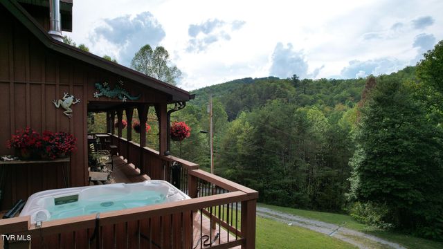 13710 Asheville Highway, Greeneville, TN 37743