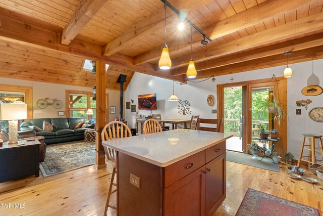 13710 Asheville Highway, Greeneville, TN 37743