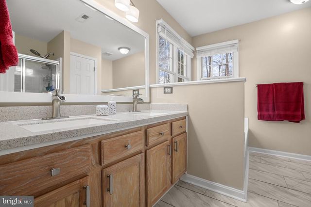 6004 N DANFORD ST, Fredericksburg, VA 22407