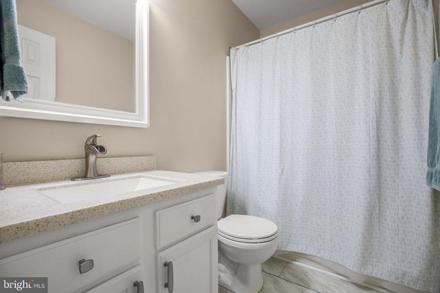 6004 N DANFORD ST, Fredericksburg, VA 22407