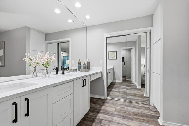 413 Rochelle Boulevard, Irving, TX 75062