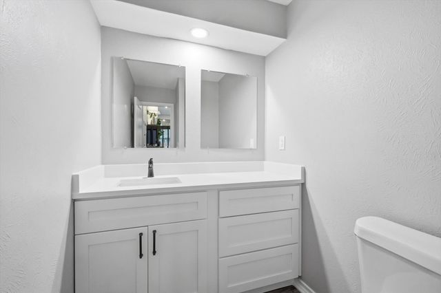 413 Rochelle Boulevard, Irving, TX 75062