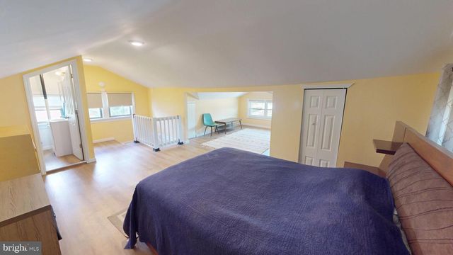 309 COLONIAL AVE, West Deptford, NJ 08096