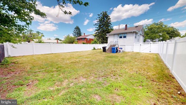 309 COLONIAL AVE, West Deptford, NJ 08096