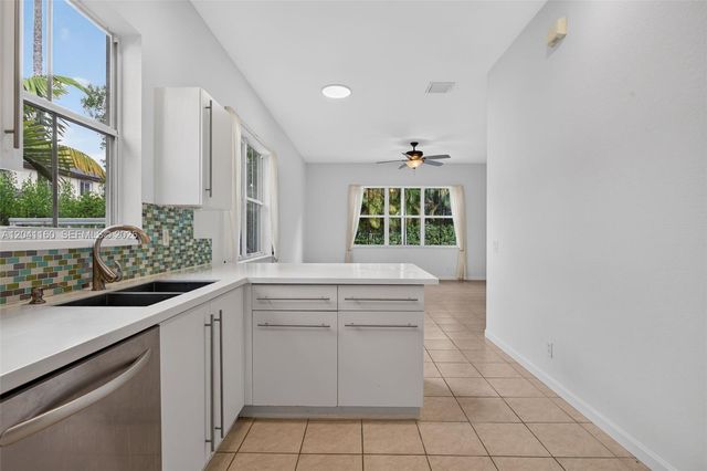 786 Nandina Drive, Weston, FL 33327