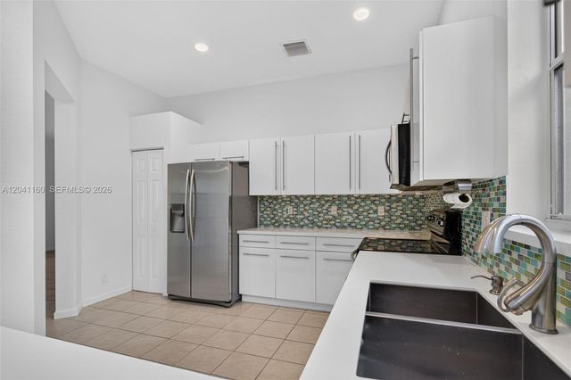 786 Nandina Drive, Weston, FL 33327