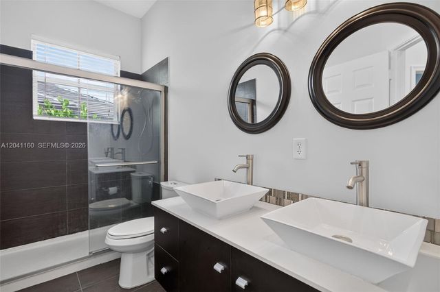 786 Nandina Drive, Weston, FL 33327
