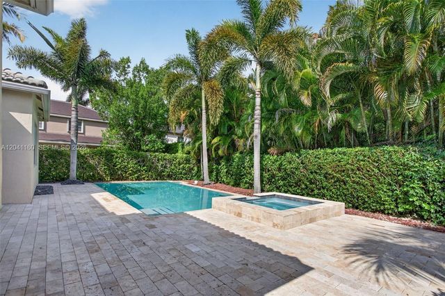 786 Nandina Drive, Weston, FL 33327