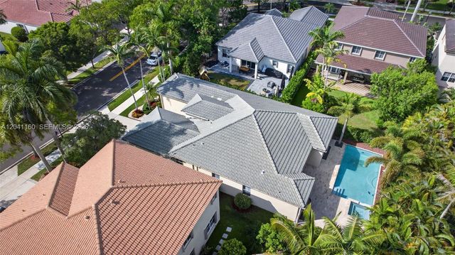 786 Nandina Drive, Weston, FL 33327