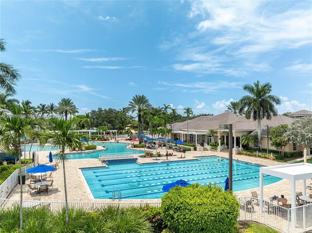 786 Nandina Drive, Weston, FL 33327