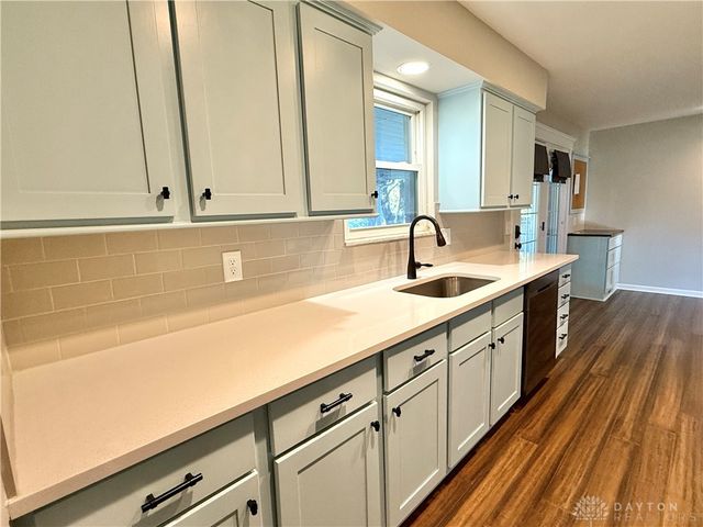 6189 Lesourdsville West Chester Road, Liberty Twp, OH 45011