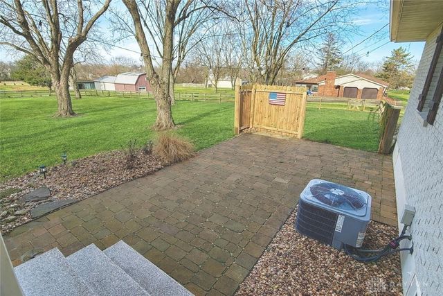 6189 Lesourdsville West Chester Road, Liberty Twp, OH 45011