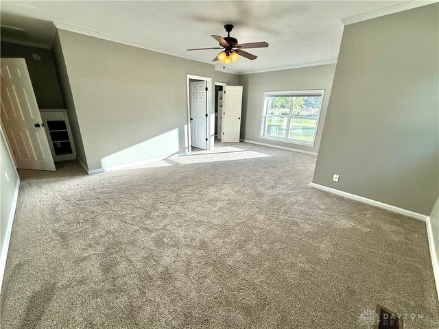 6189 Lesourdsville West Chester Road, Liberty Twp, OH 45011