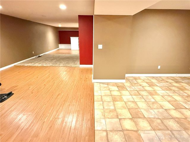 6189 Lesourdsville West Chester Road, Liberty Twp, OH 45011