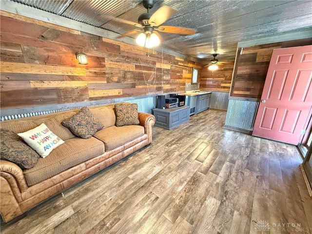 6189 Lesourdsville West Chester Road, Liberty Twp, OH 45011