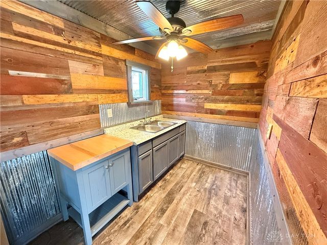 6189 Lesourdsville West Chester Road, Liberty Twp, OH 45011