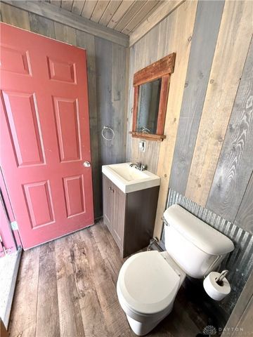 6189 Lesourdsville West Chester Road, Liberty Twp, OH 45011